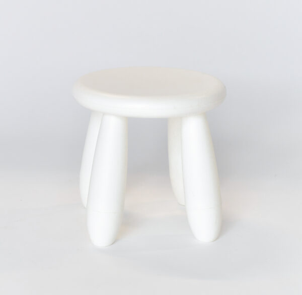 TABLE, CHAISE ET TABOURET ENFANT – Image 4